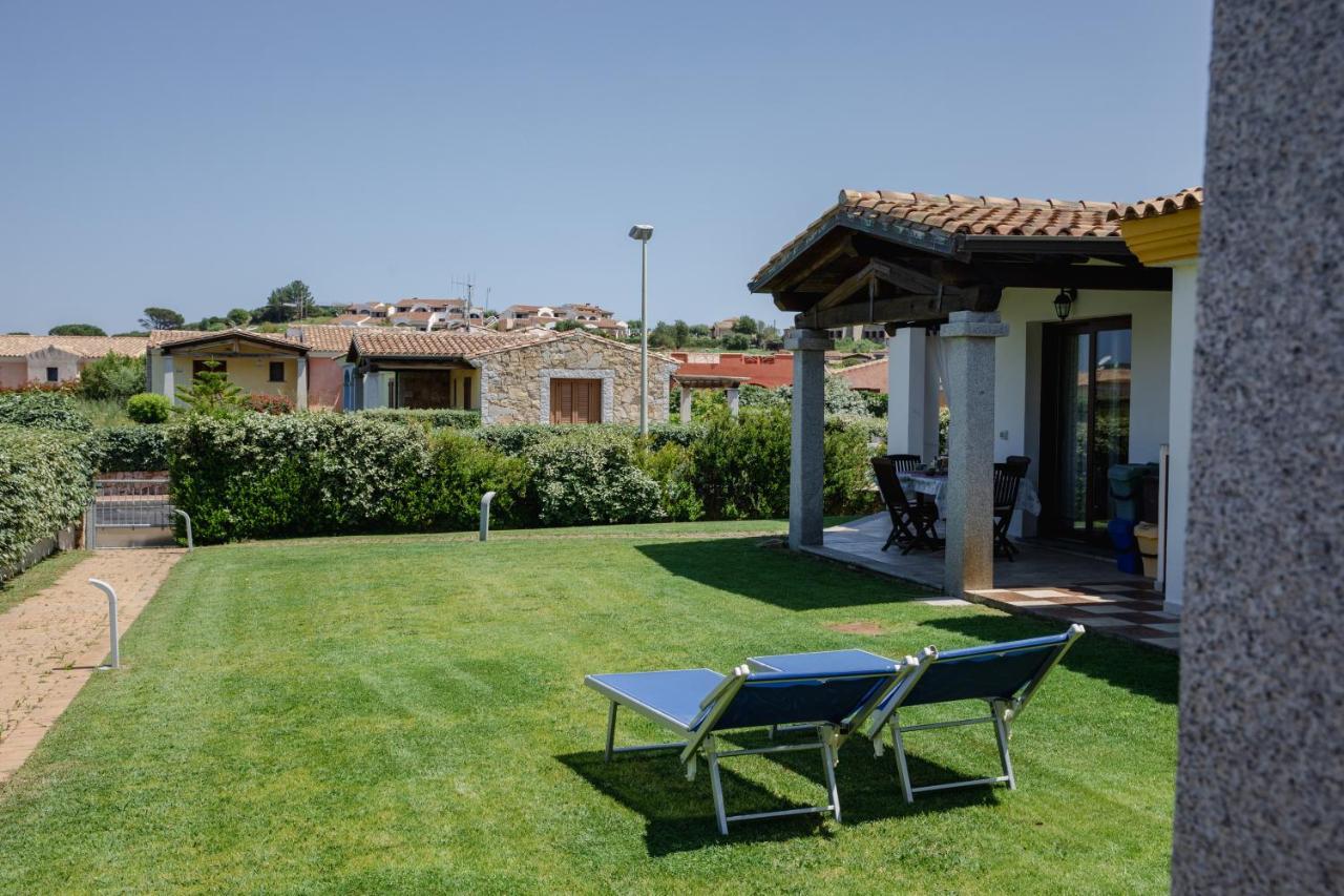 Le Residenze Di Baia Sant'Anna Villa Tanaunella Luaran gambar