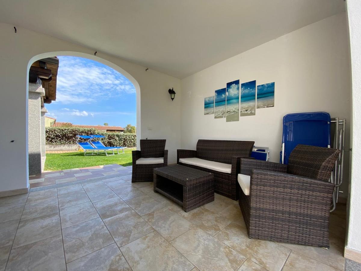 Le Residenze Di Baia Sant'Anna Villa Tanaunella Luaran gambar