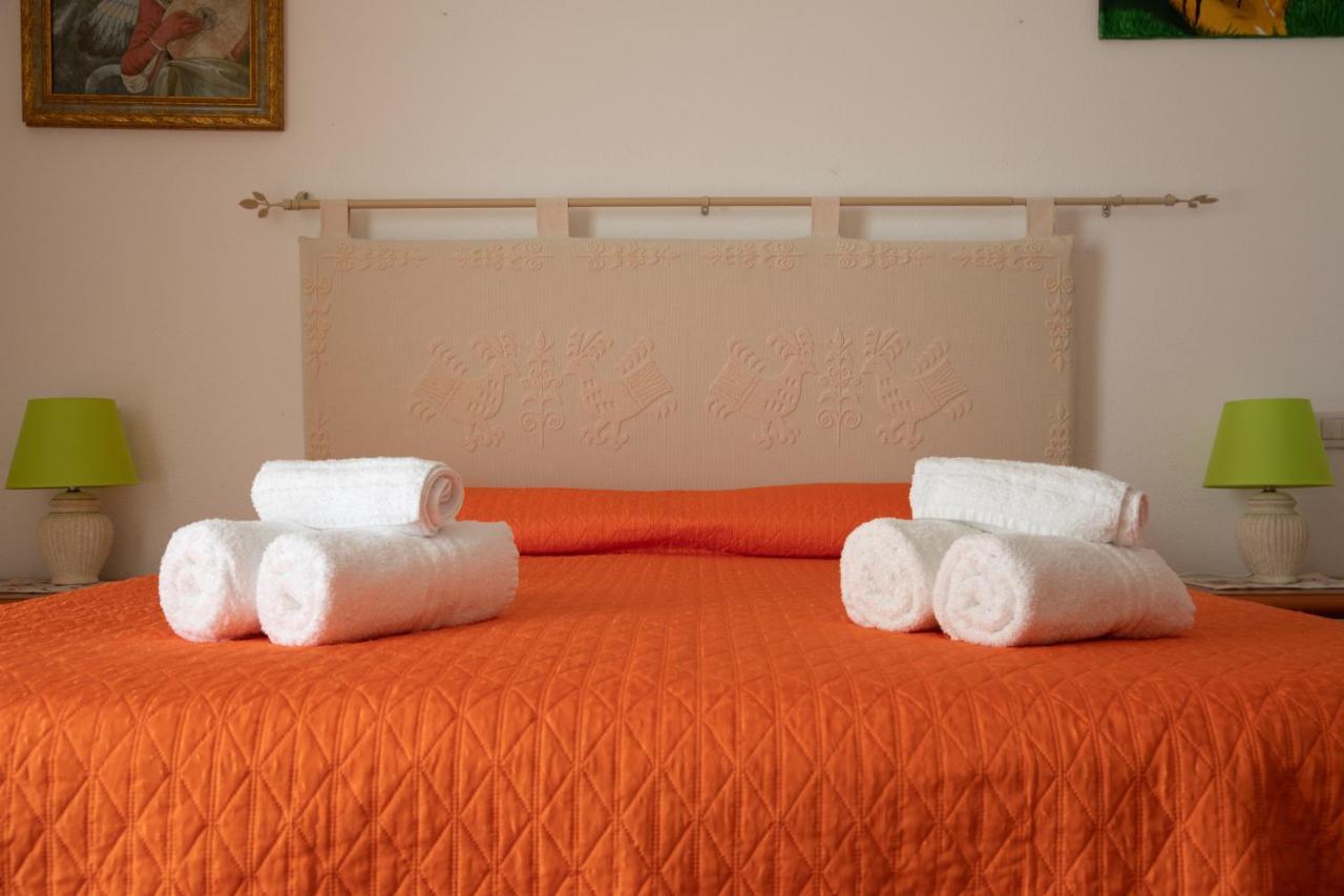 Le Residenze Di Baia Sant'Anna Villa Tanaunella Luaran gambar